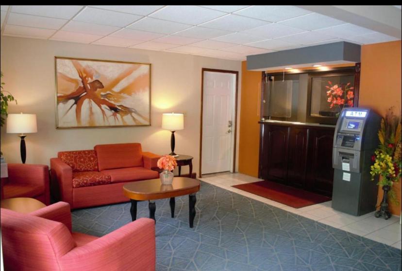 High Point Arcadia Inn Εξωτερικό φωτογραφία